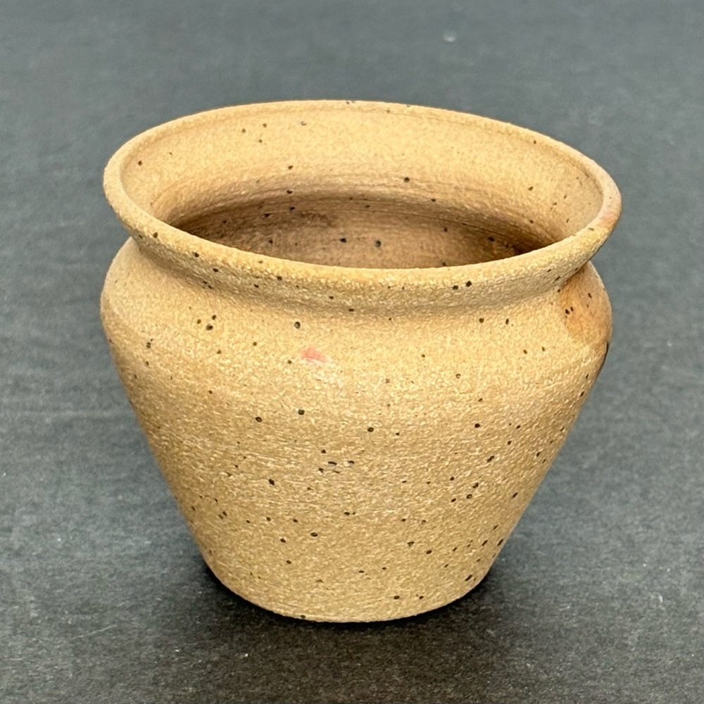 Christmas Art Pottery Bowl with Bamboo Handle Hand Painted Holly w/matching Vase - Picture 8 of 14
